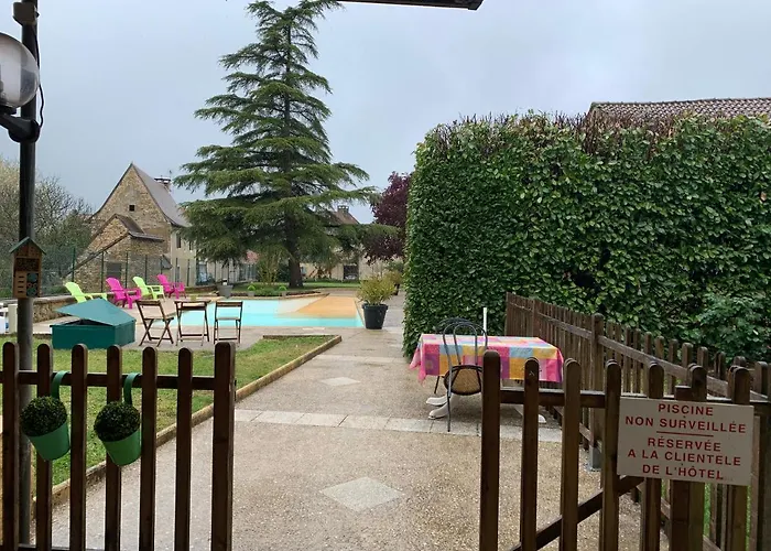 Auberge Du Relais D\'Auniac
