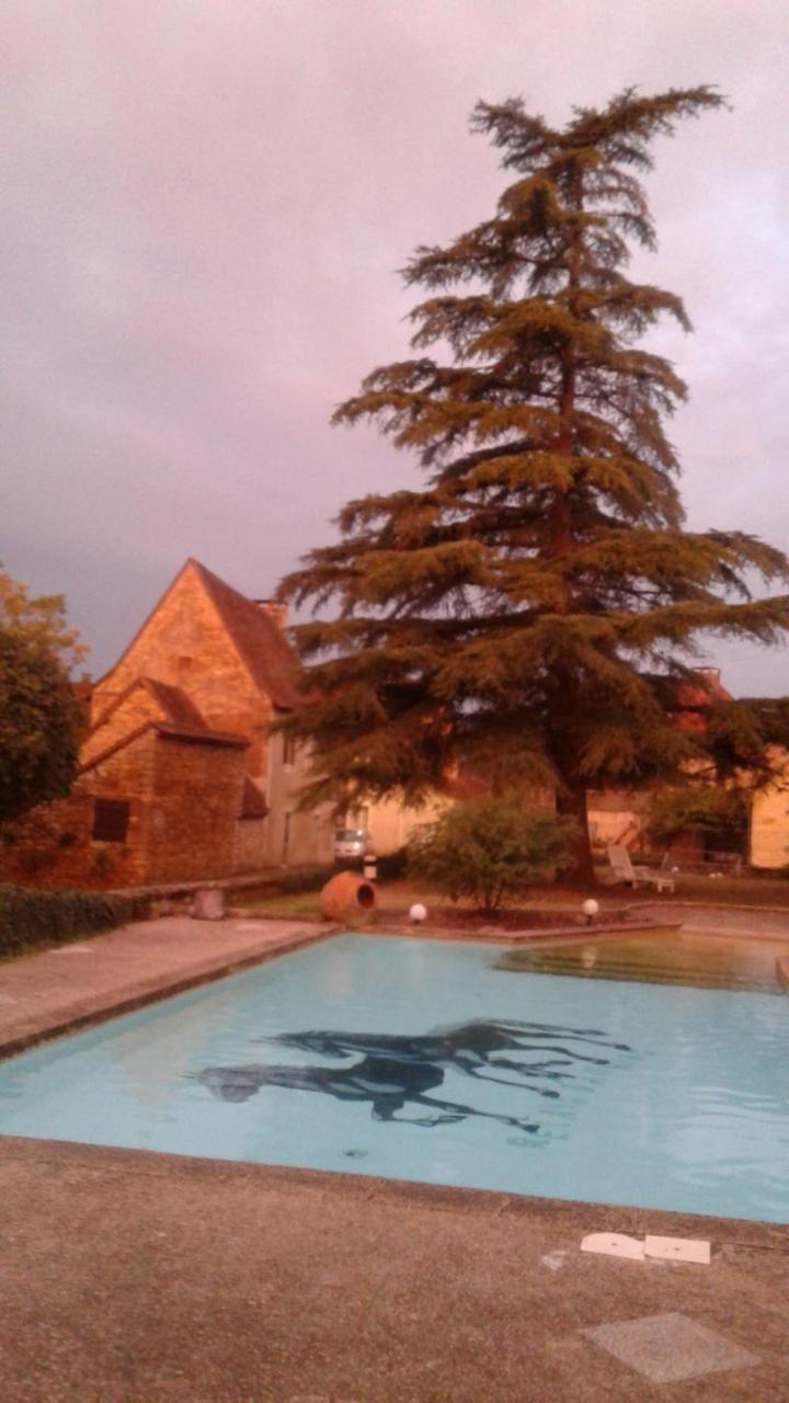 Du Relais D'auniac Hotel